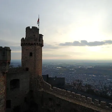 Schloss Auerbach Große Ferienwohnung Bensheim Exterior foto